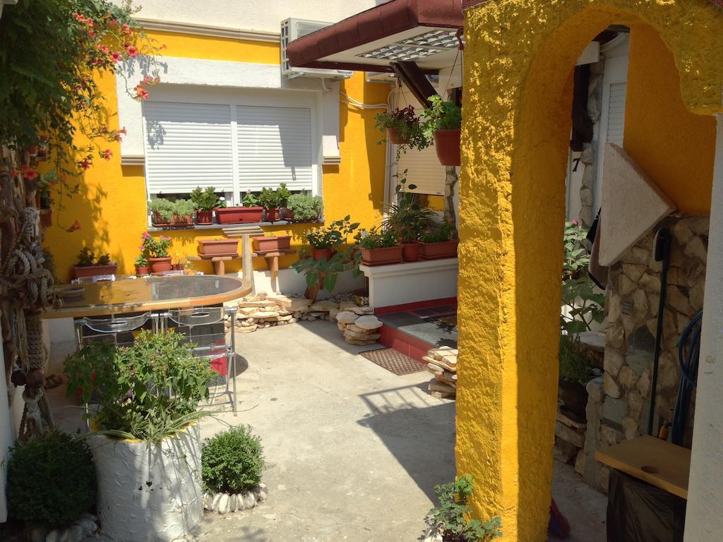 Guesthouse 7Even Mostar Eksteriør billede