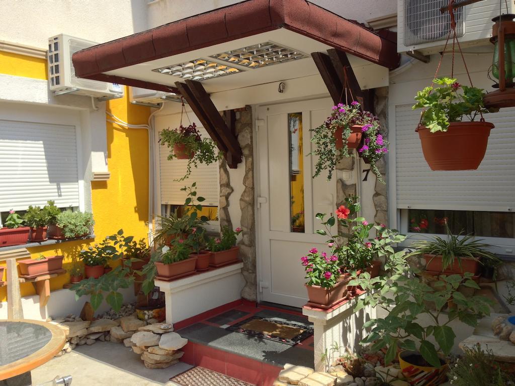 Guesthouse 7Even Mostar Eksteriør billede